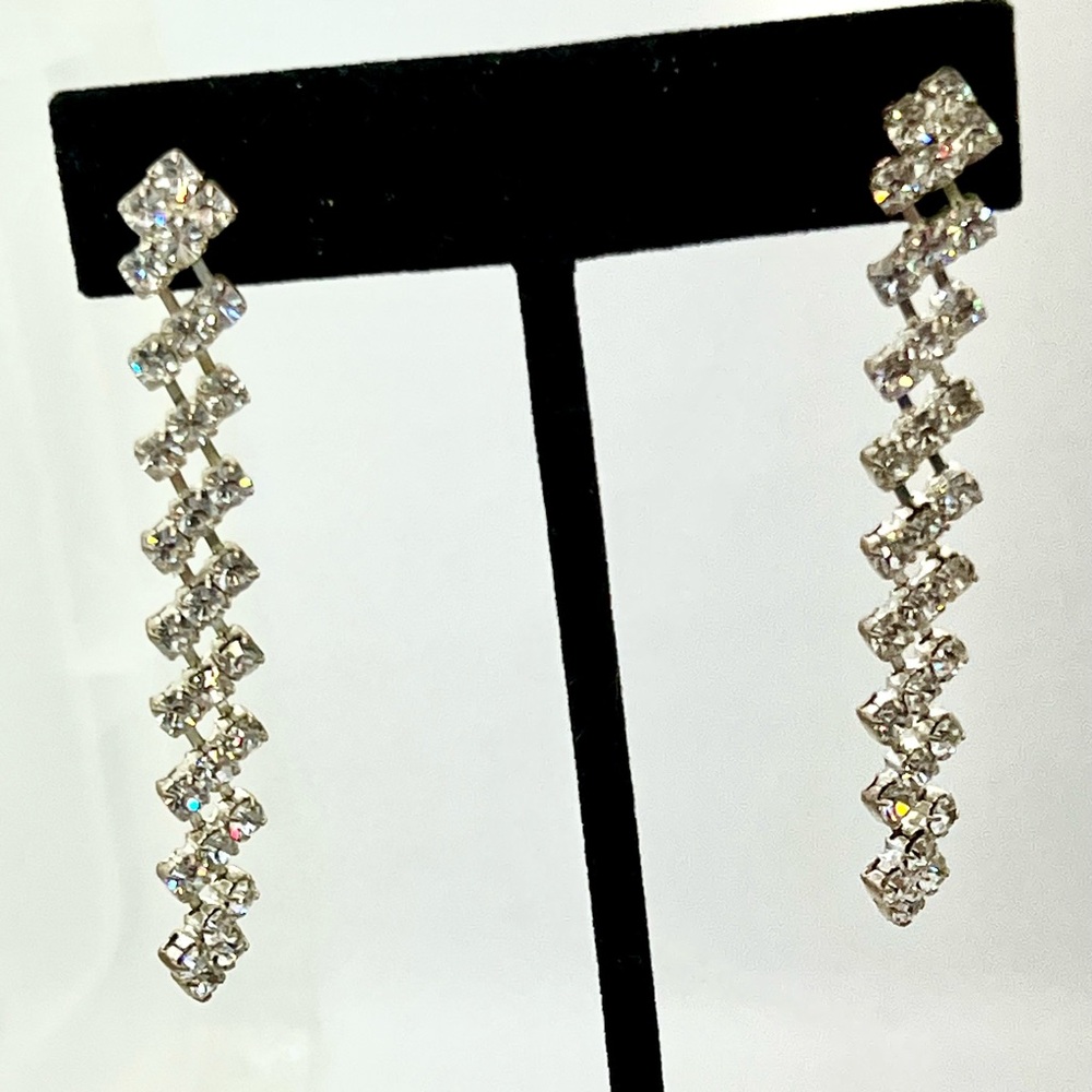 Super Sparkly Vintage Earrings with a Latticework Design of Rhinestones